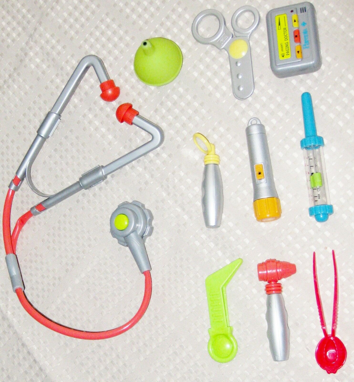 Beating Sounds Stethoscope - Dr Kit With Accessories Toy - 10 Pieces